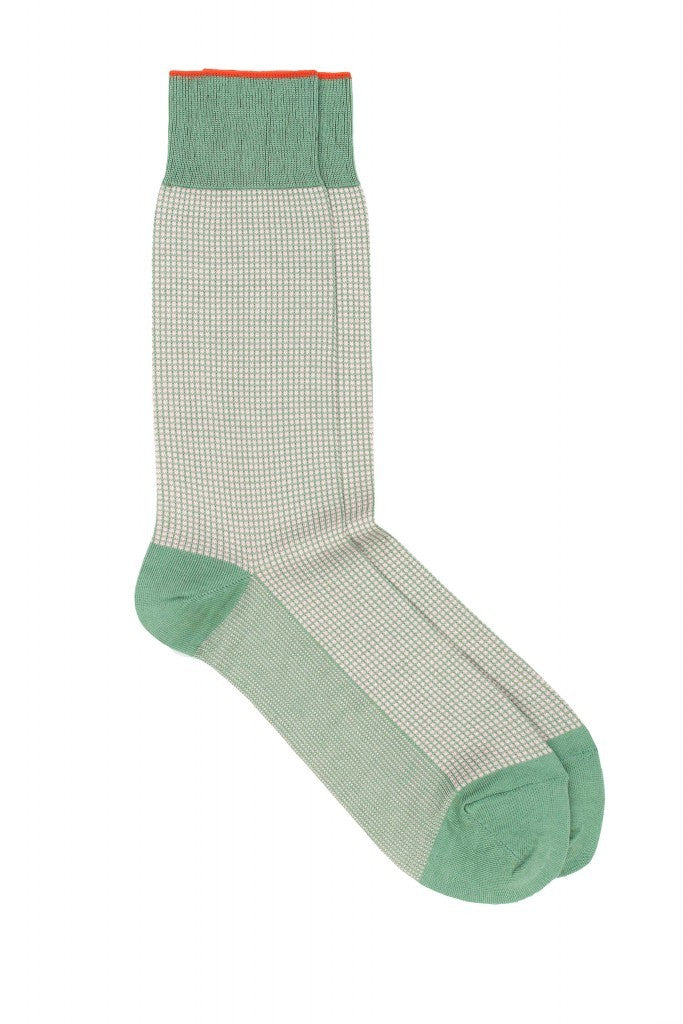 Pedemeia socks with subtle square pattern 