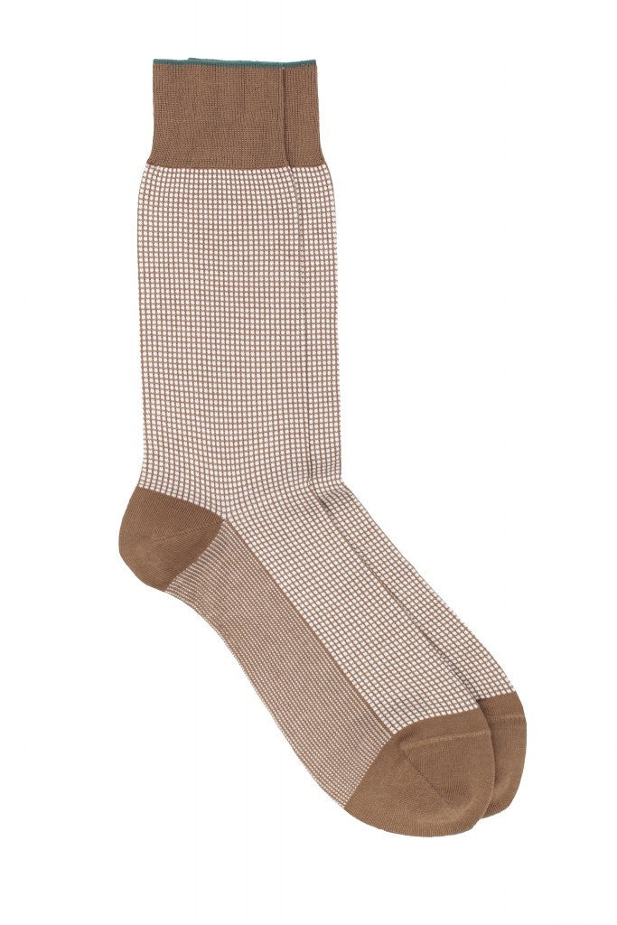 Pedemeia socks with subtle square pattern 
